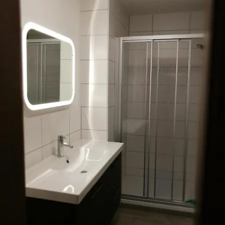 Gemuetliche 10 Minuten Vom Entfernt *